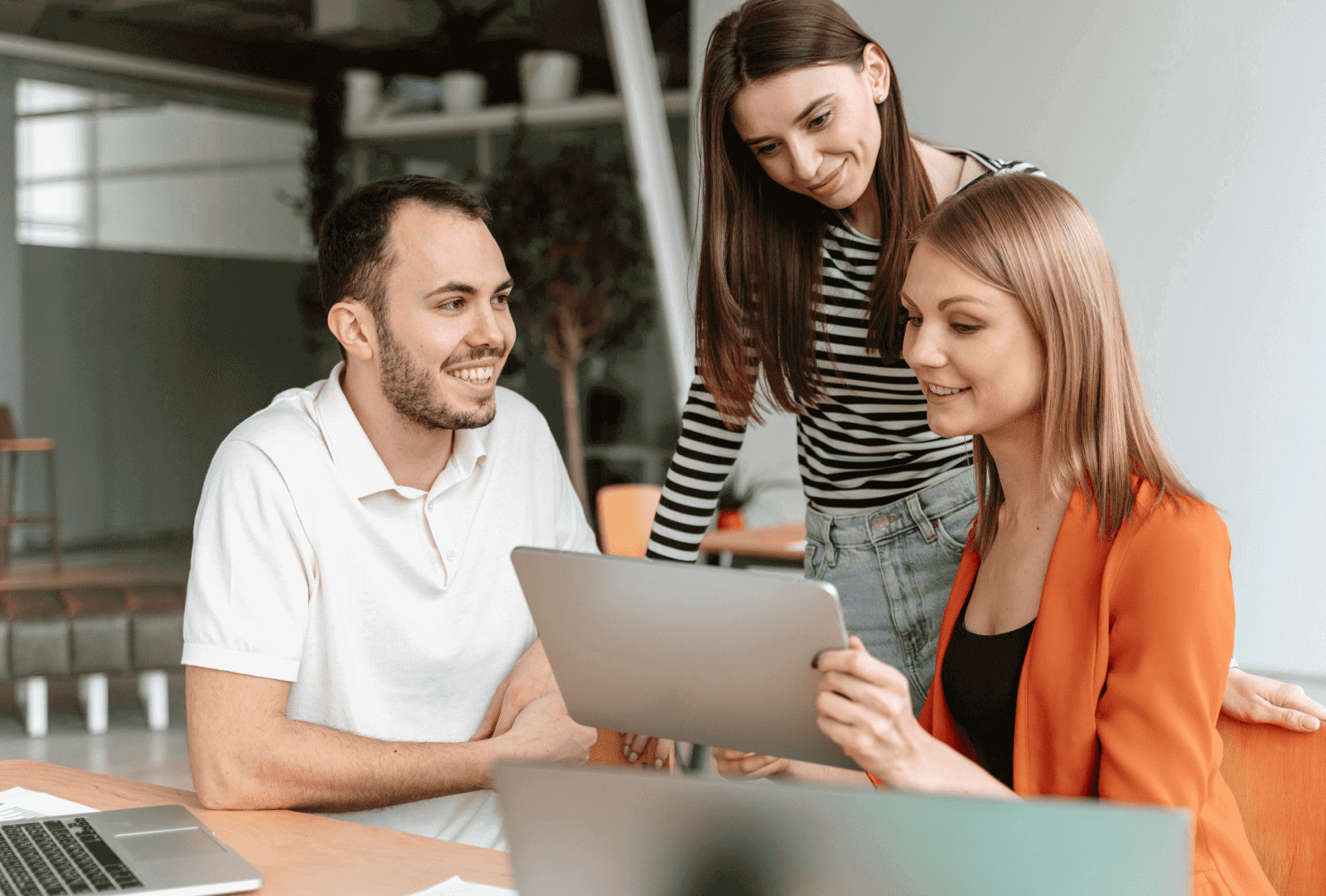 SWOT là gì? Tìm hiểu và xây dựng mô hình SWOT hiệu quả